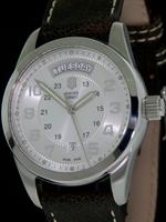 Pre-Owned VICTORINOX SWISS ARMY AMBASSADOR AUTOMAT. BLACK BAND