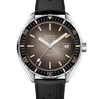 Doxa Watches 795.10.101B.20