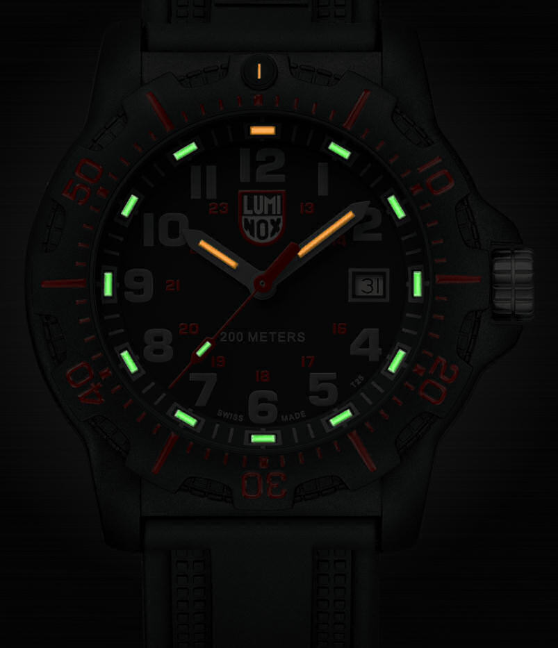 Black Ops 8880 Series Blk/Red a.8895 - Luminox Sea Collection wrist watch