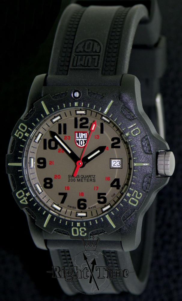Khaki Dial Anniversary Edition a.8813 - Luminox Us Navy Seal wrist 